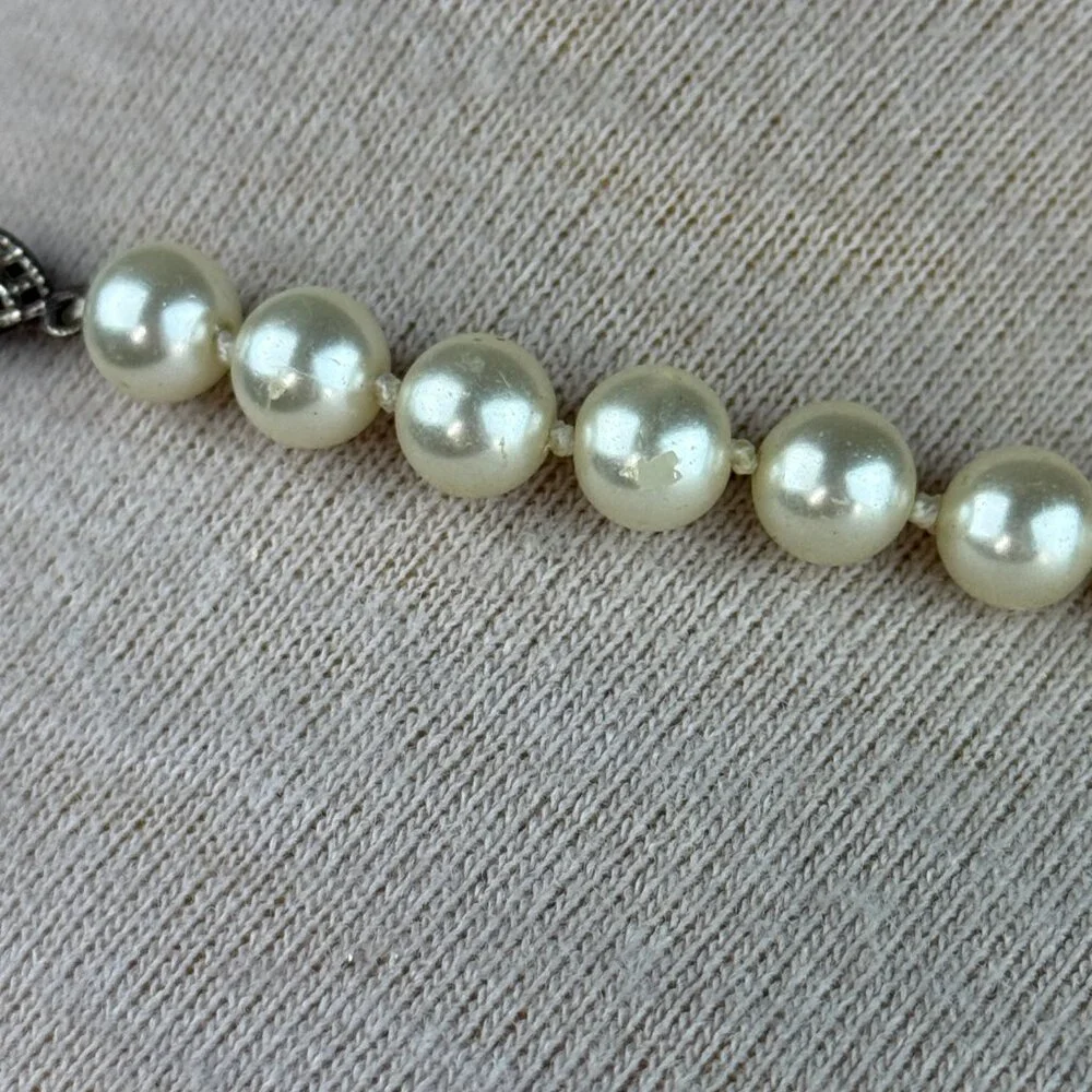Vintage Faux Pearl Beaded Necklace Knotted 18